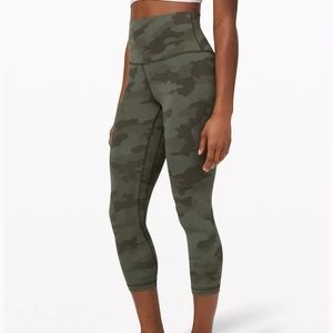 Lululemon Align Crop